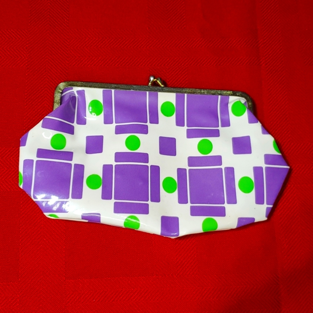 Vtg plastic coin purse